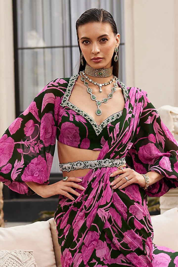 Emerald Green & Fuchsia Georgette Printed Draped Wedding Saree Set by ANUSHKAA BAJAJ at Pernia's Pop Up Shop