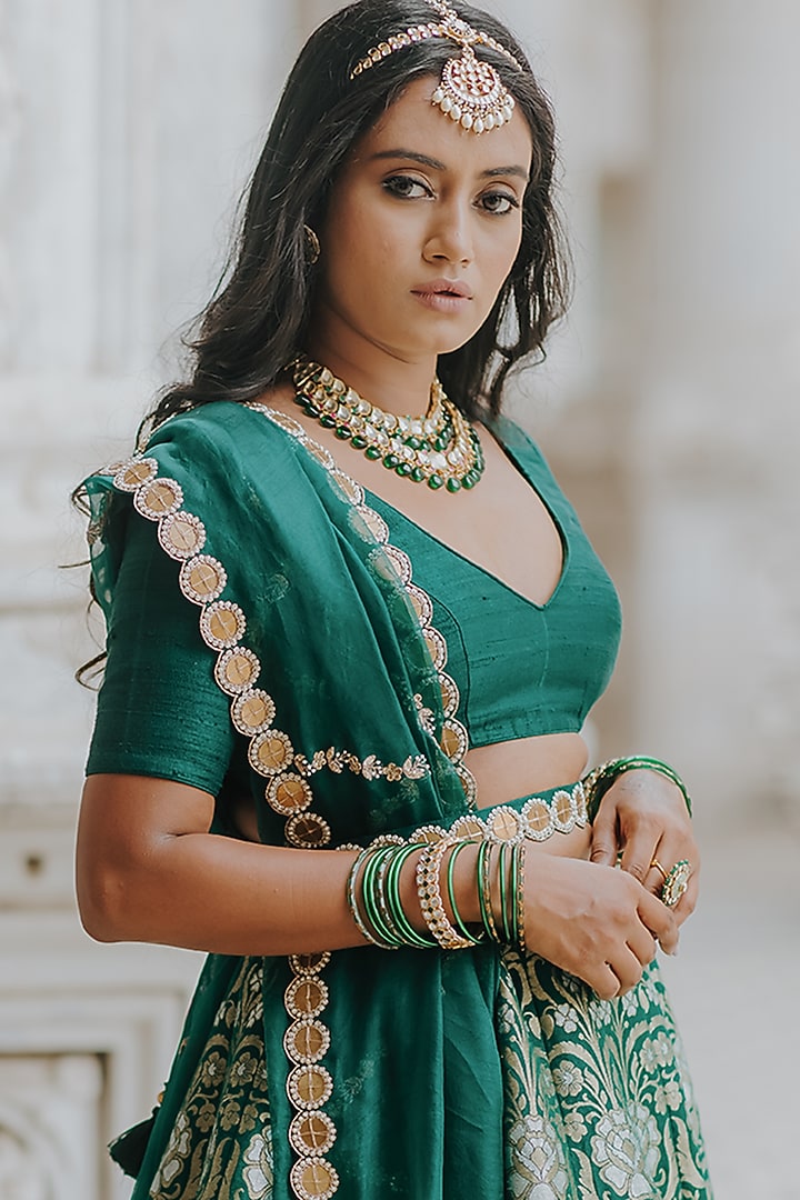 Green Pure Banarasi Wedding Lehenga Set by Anjana Bohra at Pernia's Pop Up Shop