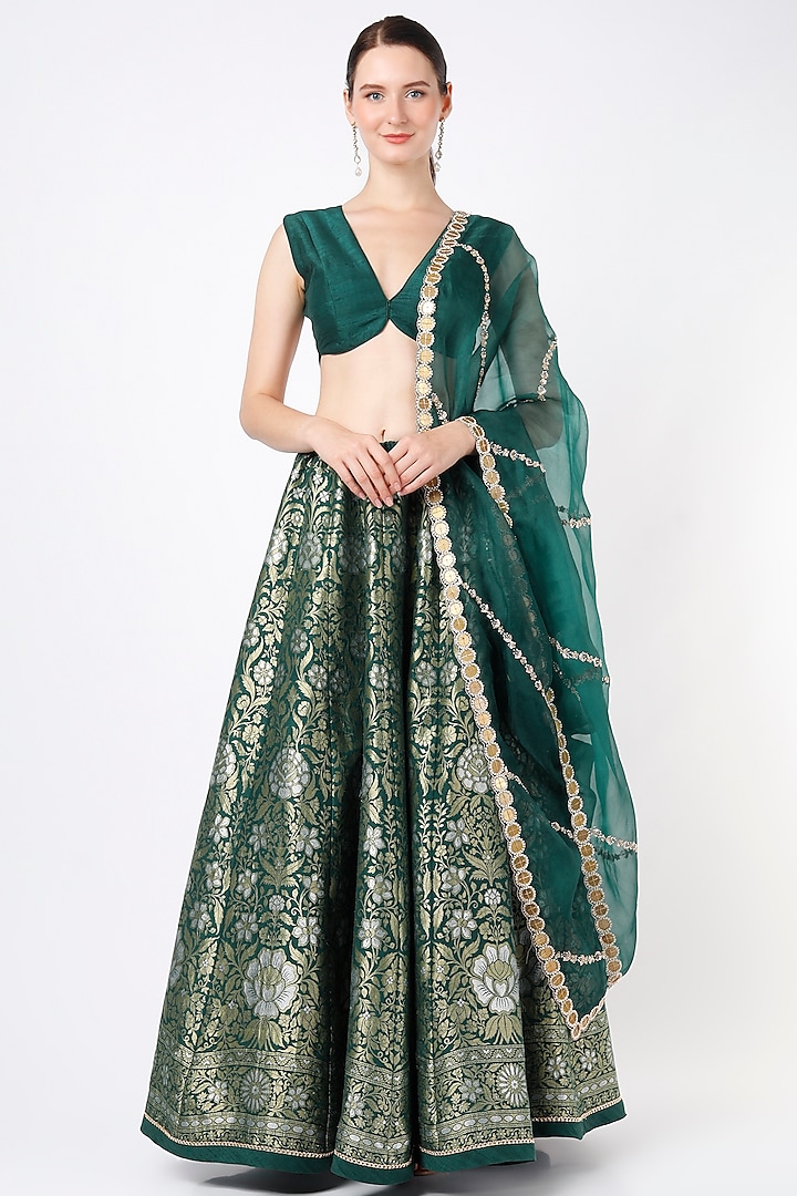 Green Banarasi Silk Wedding Lehenga Set by Anjana Bohra at Pernia's Pop Up Shop