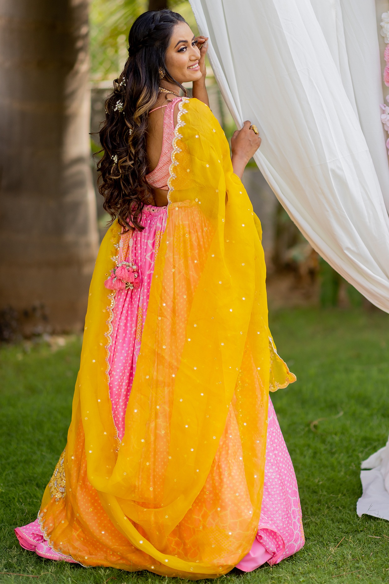 Yellow & Pink Coloured Kanjiveram Silk Zari Lehanga With Blouse Along –  Royskart