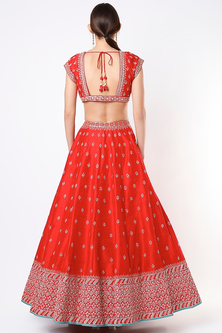 Red Hand Embroidered Bridal Lehenga Set by Anita Dongre at Pernia's Pop Up Shop