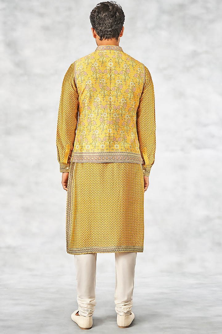 Mustard Kurta Set With Printed Bundi Jacket by Anita Dongre Men at Pernia's Pop Up Shop