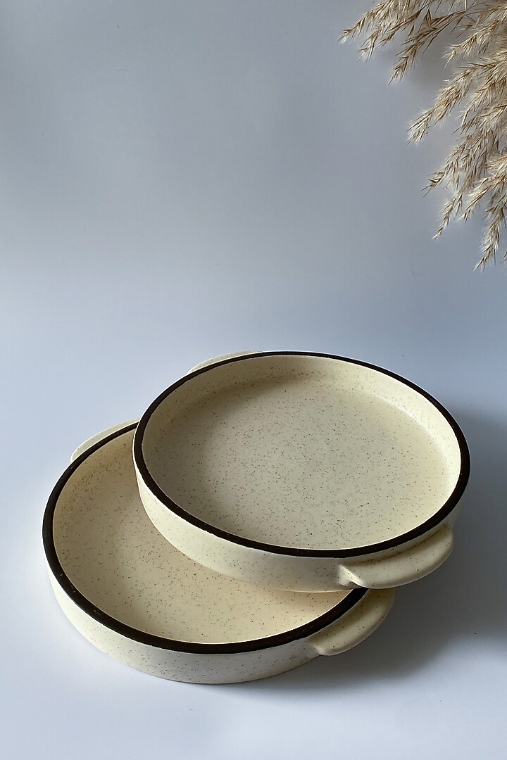 Off-White Ceramic Pigmented Platter by Andneat at Pernia's Pop Up Shop