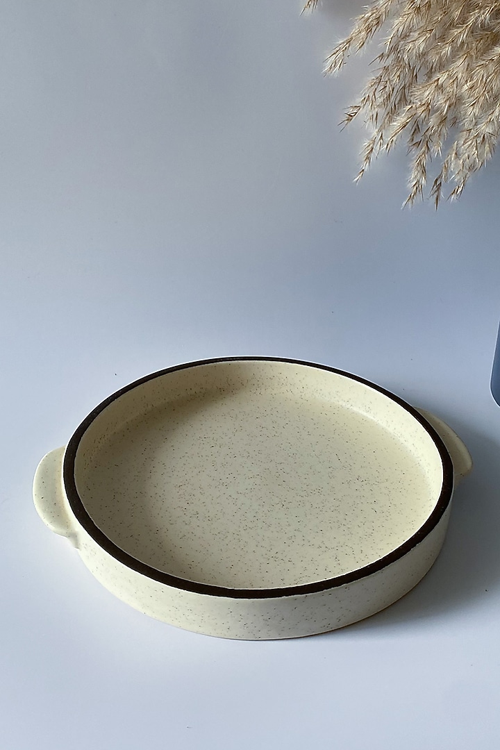 Off-White Ceramic Pigmented Platter by Andneat at Pernia's Pop Up Shop