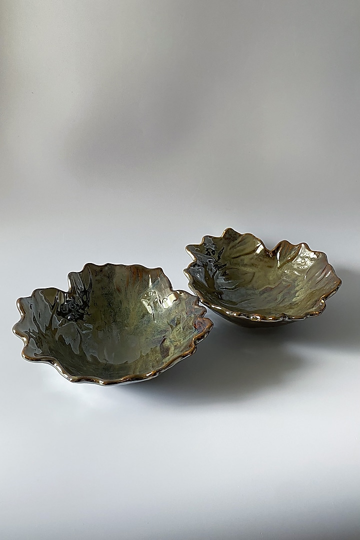 Ceramic Handmade Wellfleet Serving Bowl by Andneat
