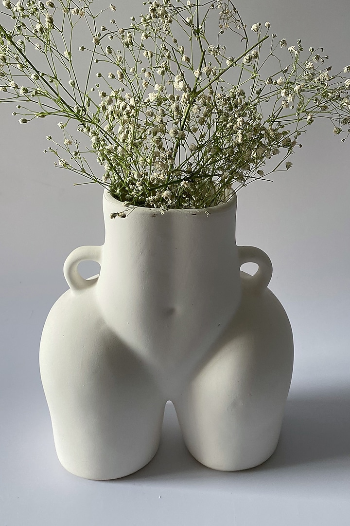 Off-White Ceramic Handcrafted Vase by Andneat at Pernia's Pop Up Shop