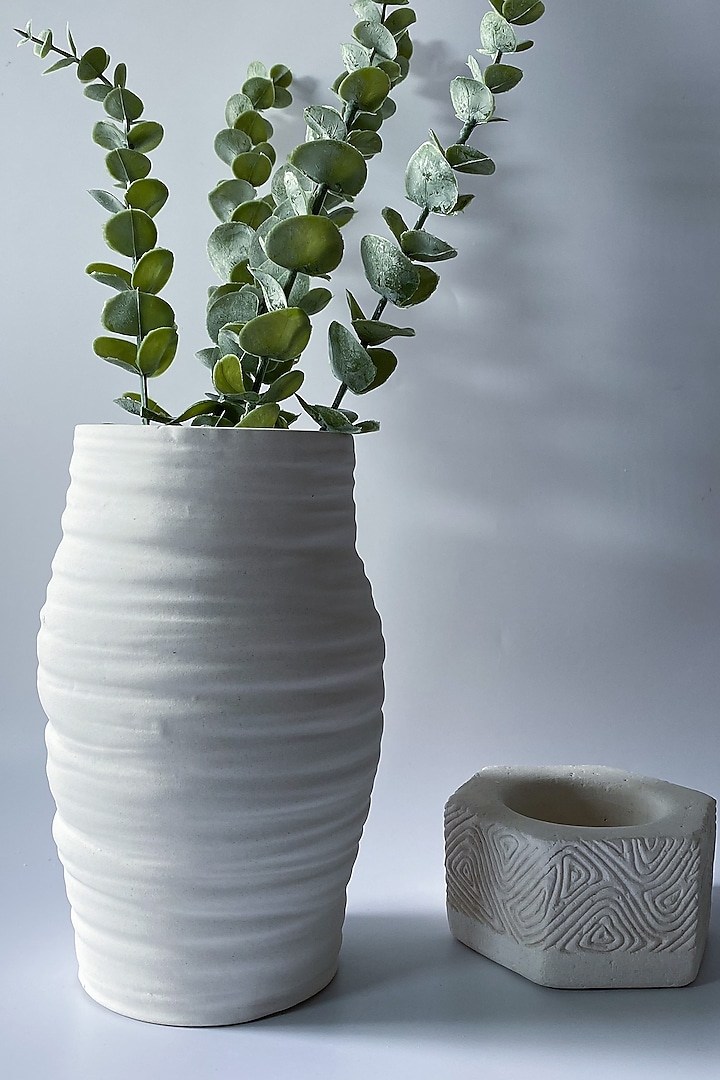 Off-White Ceramic Handcrafted Vase by Andneat