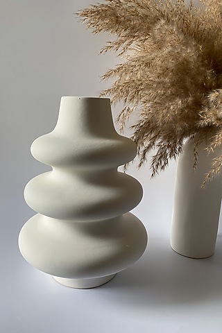 White Ceramic Hand Painted Spiral Vase by Andneat