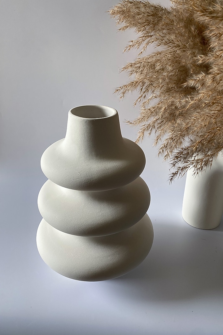 White Ceramic Hand Painted Spiral Vase by Andneat at Pernia's Pop Up Shop