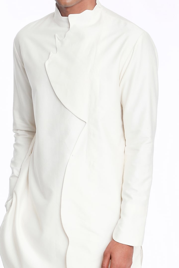 Ivory Cotton Silk Kurta by Antar Agni Men at Pernia's Pop Up Shop