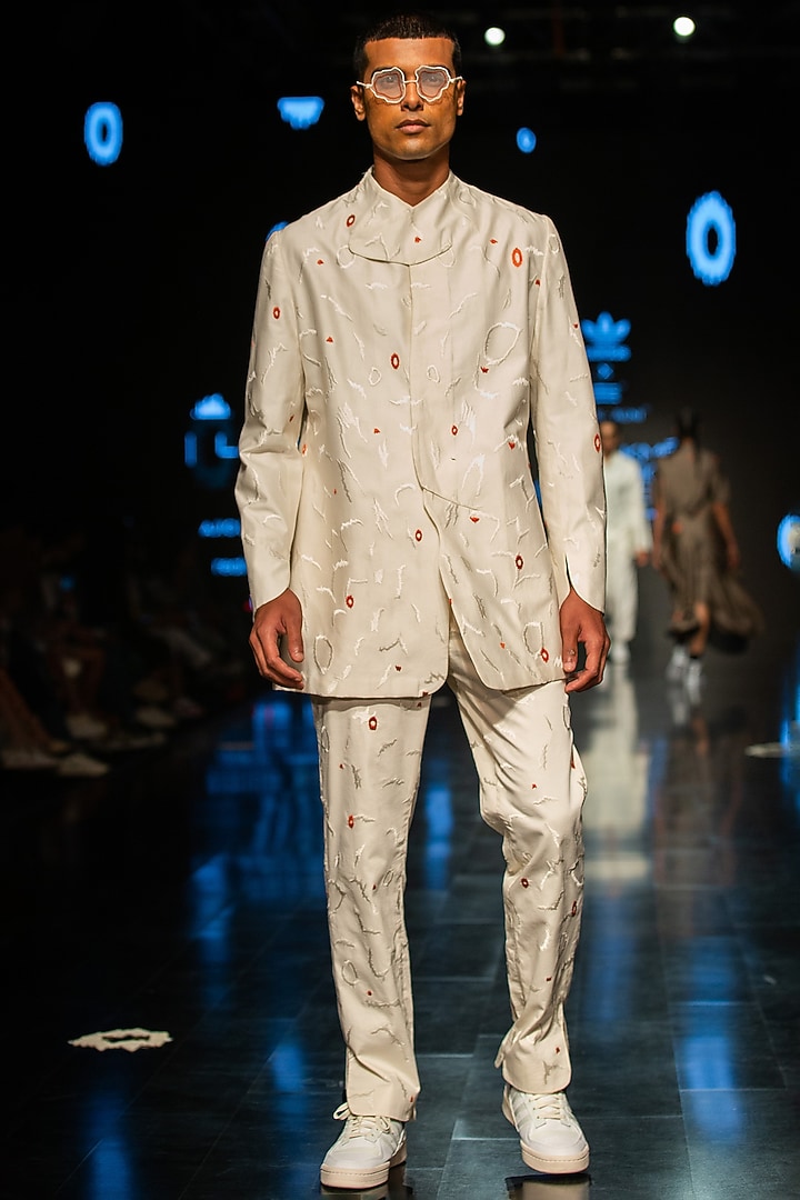 Ivory Cotton Silk Embroidered Trousers by Antar Agni Men at Pernia's Pop Up Shop