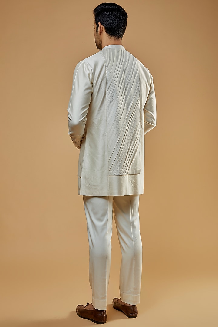 Ivory Cotton Silk Kurta by Antar Agni Men at Pernia's Pop Up Shop