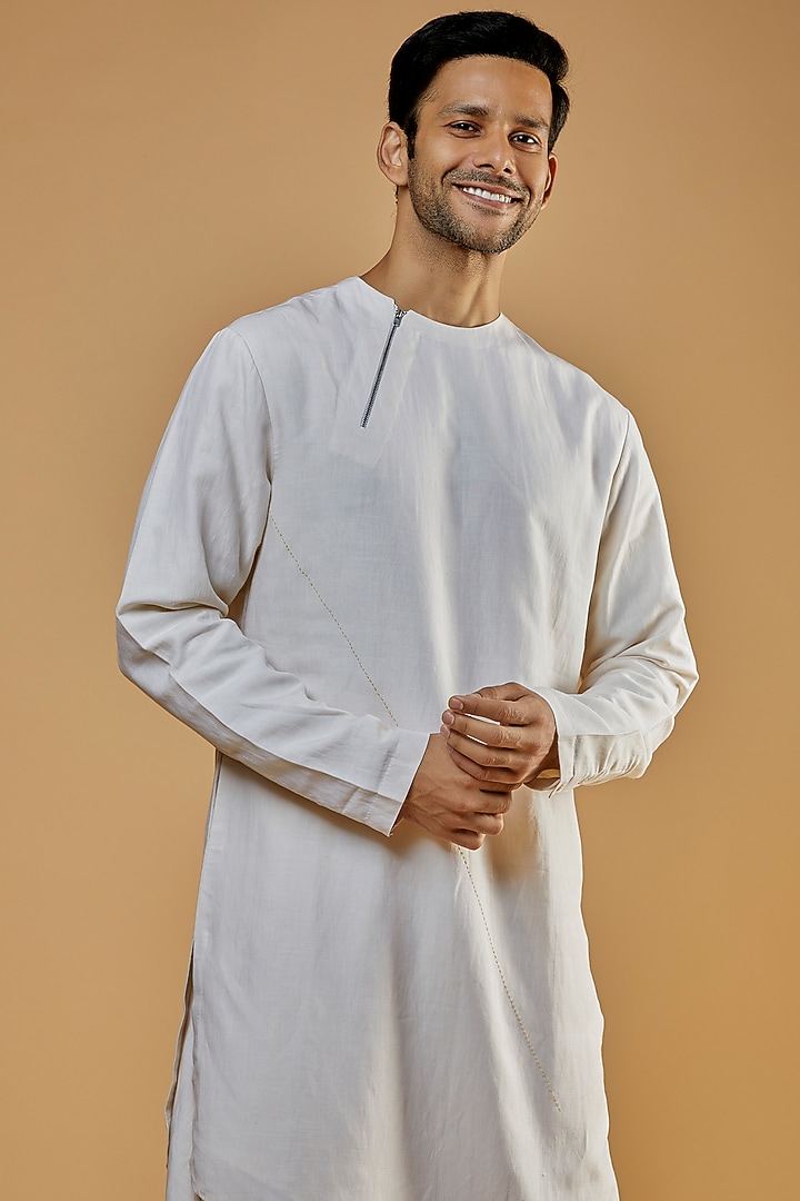 Ivory Linen Blend Kurta by Antar Agni Men at Pernia's Pop Up Shop