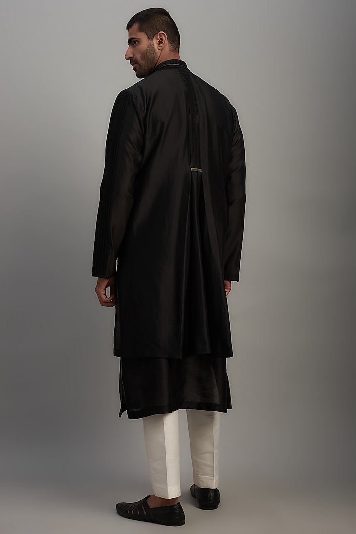 Black Cotton Silk Layered Kurta by Antar Agni Men at Pernia's Pop Up Shop