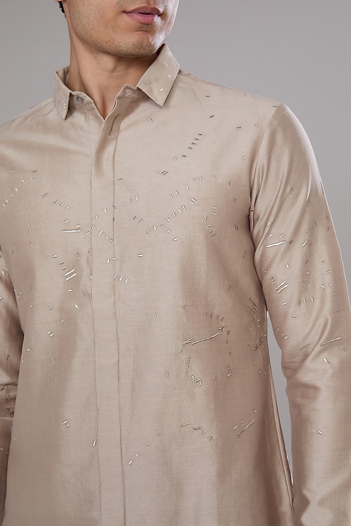 Hemp Cotton Silk Emboidered Short Kurta by Antar Agni Men at Pernia's Pop Up Shop