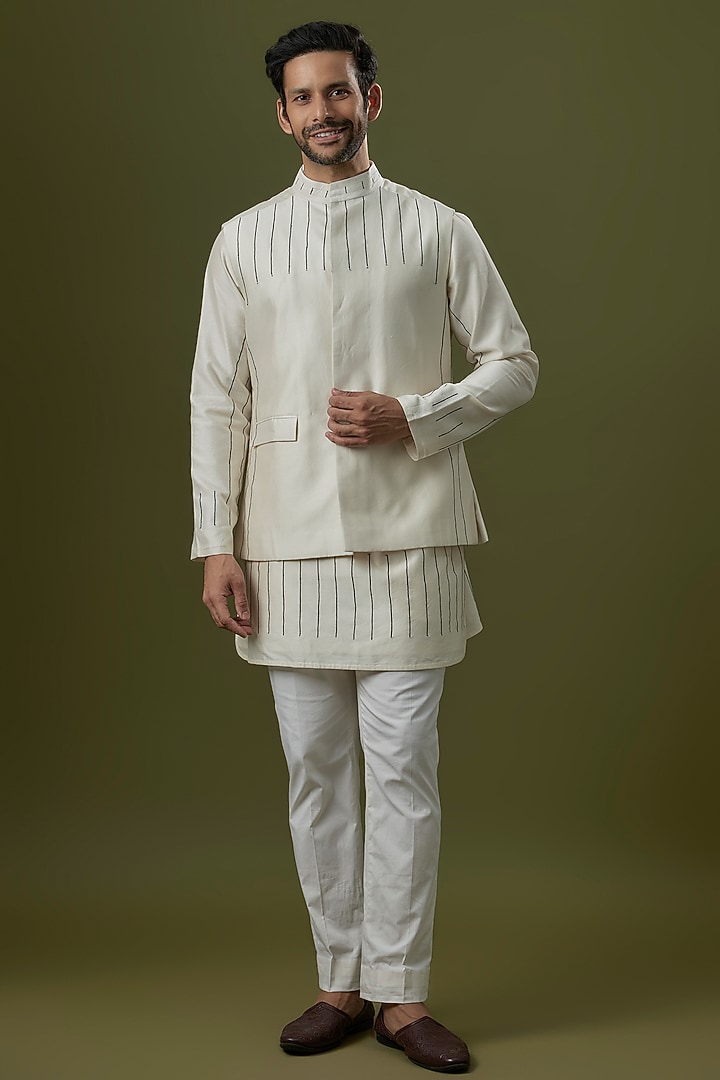 Ivory Cotton Silk Bundi Jacket by Antar Agni Men at Pernia's Pop Up Shop