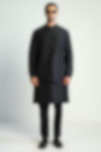 Black Cotton Silk Embellished Kurta by Antar Agni Men at Pernia's Pop Up Shop