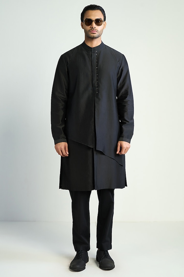 Black Cotton Silk Embellished Kurta by Antar Agni Men at Pernia's Pop Up Shop