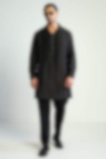 Black Cotton Silk Embellished Kurta by Antar Agni Men at Pernia's Pop Up Shop