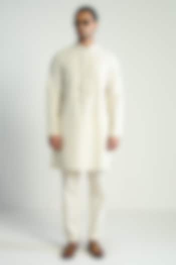 Ivory Cotton Silk Embroidered Kurta by Antar Agni Men at Pernia's Pop Up Shop