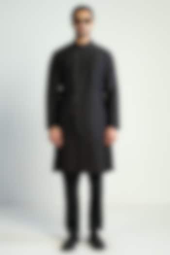 Black Cotton Silk Embellished Kurta by Antar Agni Men at Pernia's Pop Up Shop