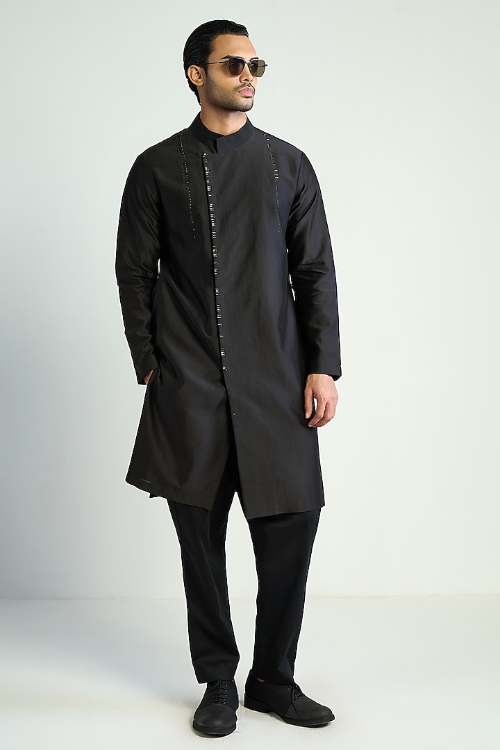 Black Cotton Silk Embellished Kurta by Antar Agni Men at Pernia's Pop Up Shop