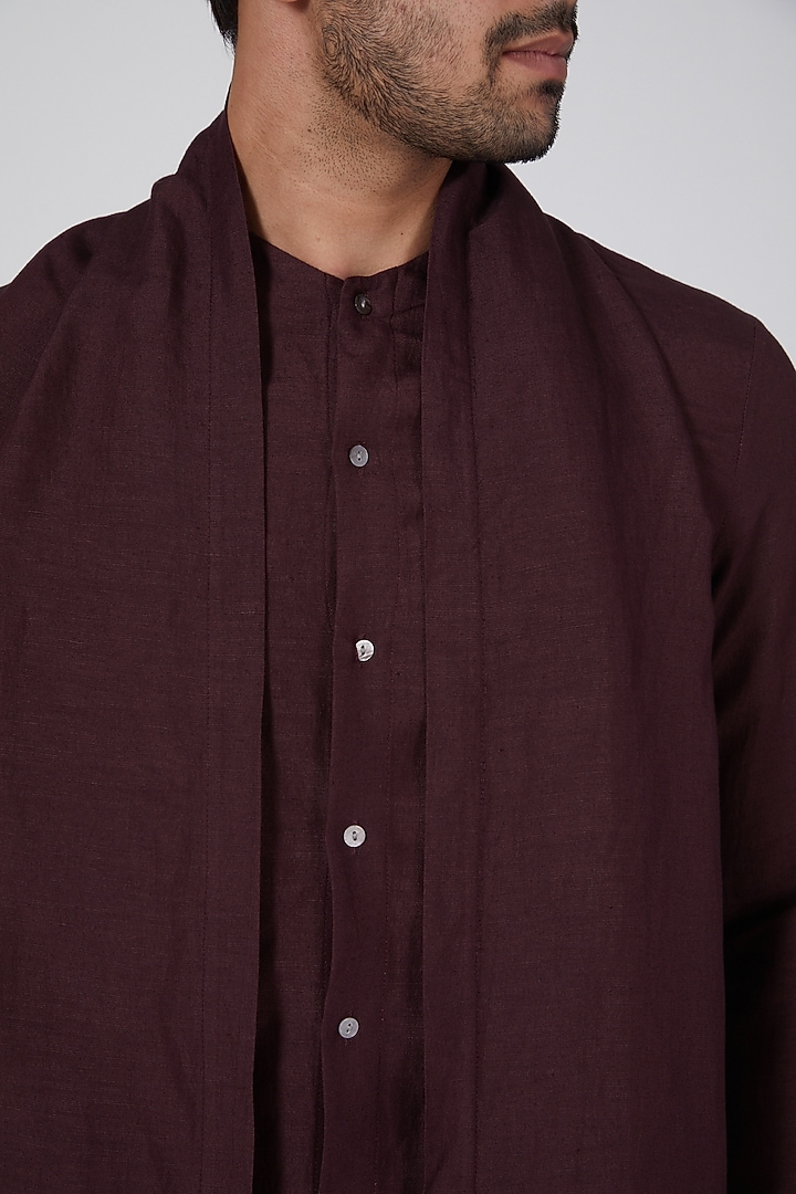 Maroon Kurta With Extended Drape by Antar Agni Men at Pernia's Pop Up Shop