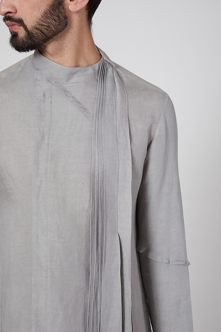 Grey Long Draped Kurta by Antar Agni Men at Pernia's Pop Up Shop