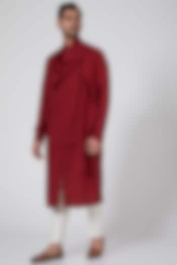 Red Long Draped Kurta by Antar Agni Men at Pernia's Pop Up Shop