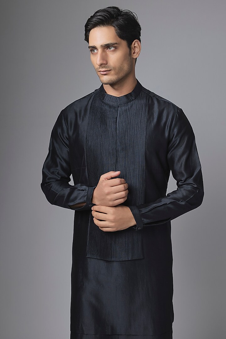 Navy Blue Cotton Silk Kurta by Antar Agni Men at Pernia's Pop Up Shop