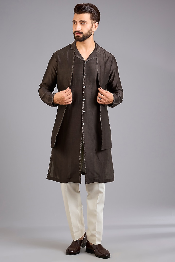 Dark Grey Silk Embroidered Kurta by Antar Agni Men at Pernia's Pop Up Shop