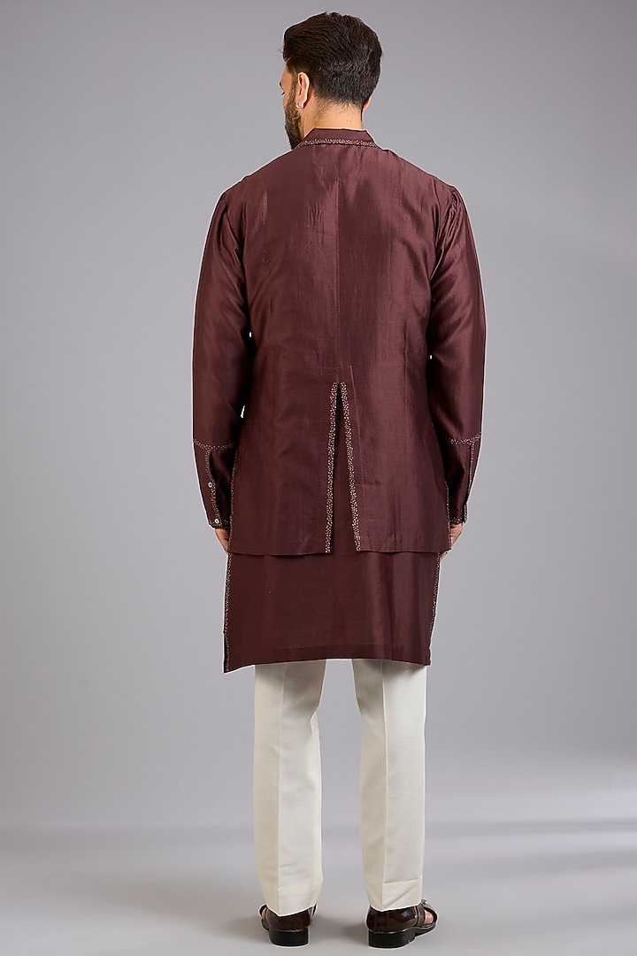 Burgundy Silk Embroidered Kurta by Antar Agni Men at Pernia's Pop Up Shop