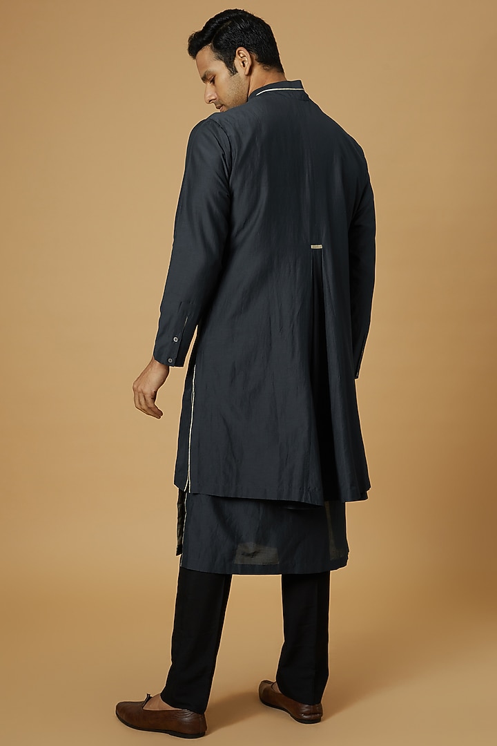 Navy Blue Cotton Silk Kurta by Antar Agni Men at Pernia's Pop Up Shop