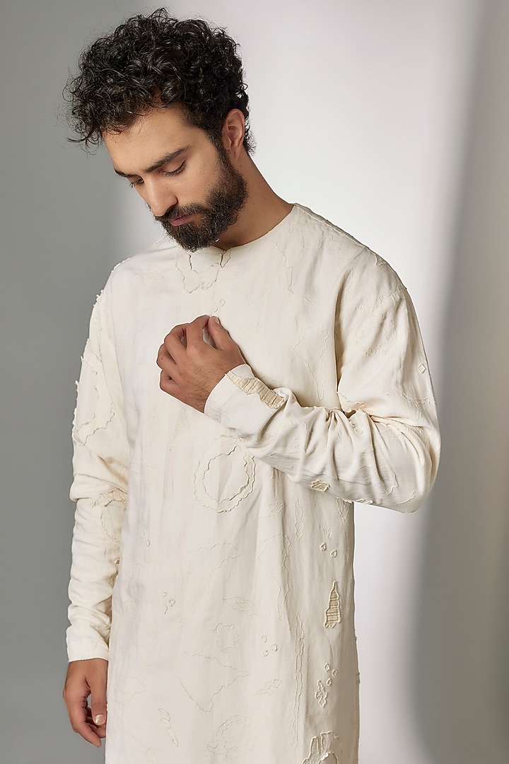 White Cotton Silk Short Kurta by Antar Agni Men at Pernia's Pop Up Shop