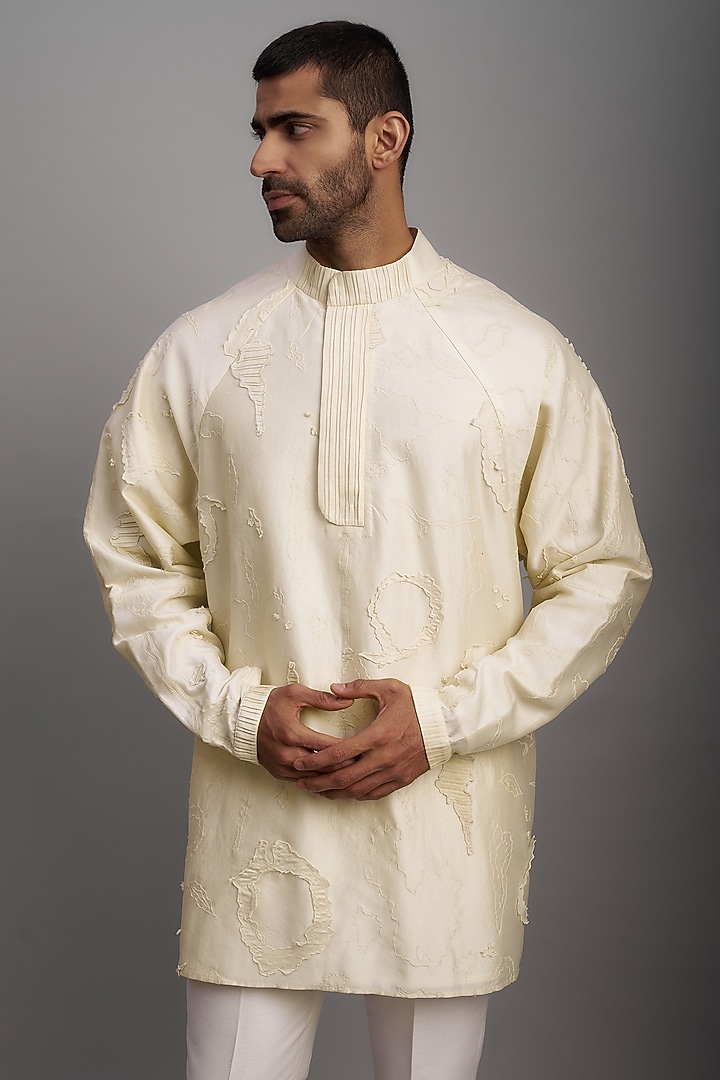 Ivory Cotton Silk Short Kurta by Antar Agni Men at Pernia's Pop Up Shop