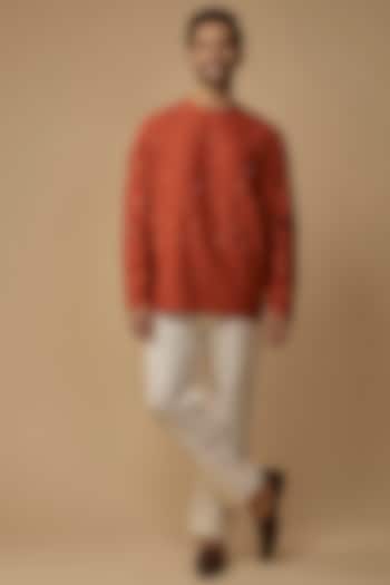 Burnt Orange Cotton Silk Embroidered Short Kurta by Antar Agni Men at Pernia's Pop Up Shop