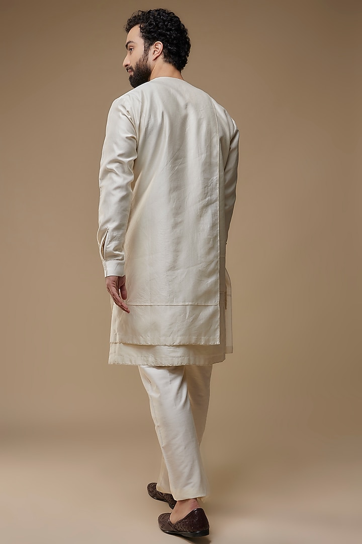 Ivory Cotton Silk Kurta by Antar Agni Men at Pernia's Pop Up Shop