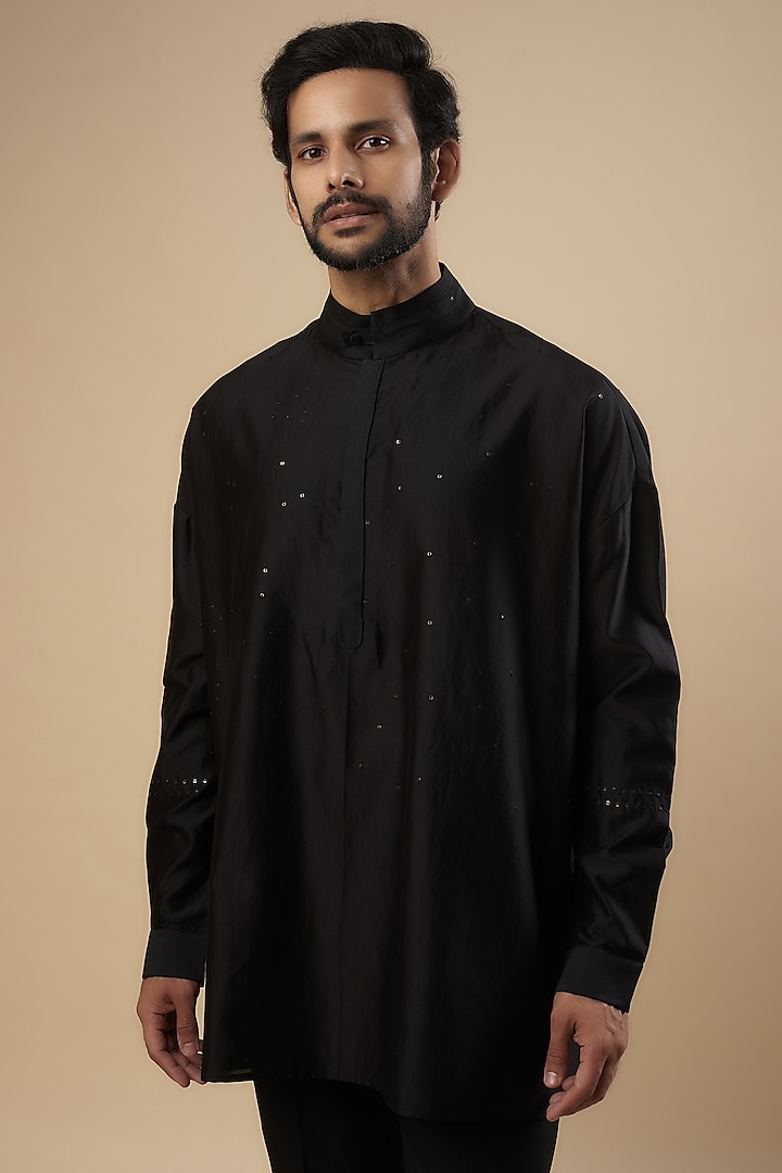 Black Cotton Silk Embellished Kurta by Antar Agni Men