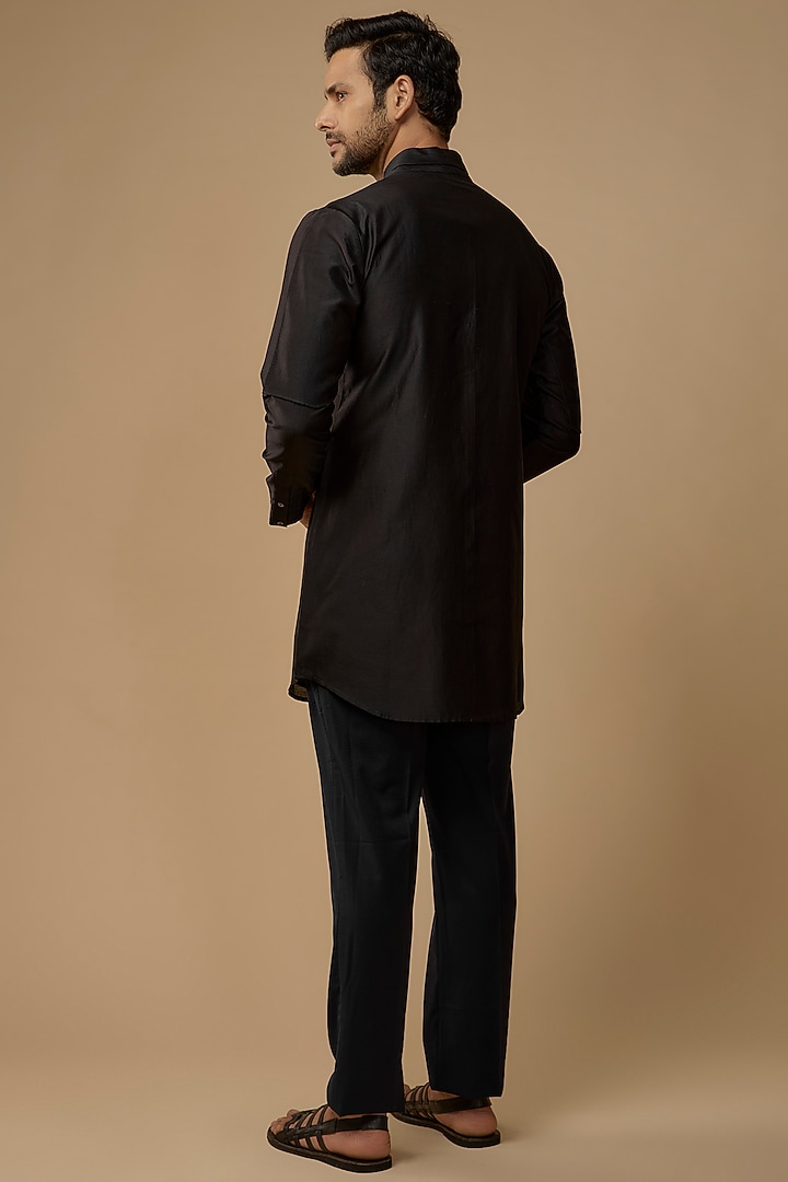 Black Cotton Silk Kurta by Antar Agni Men at Pernia's Pop Up Shop