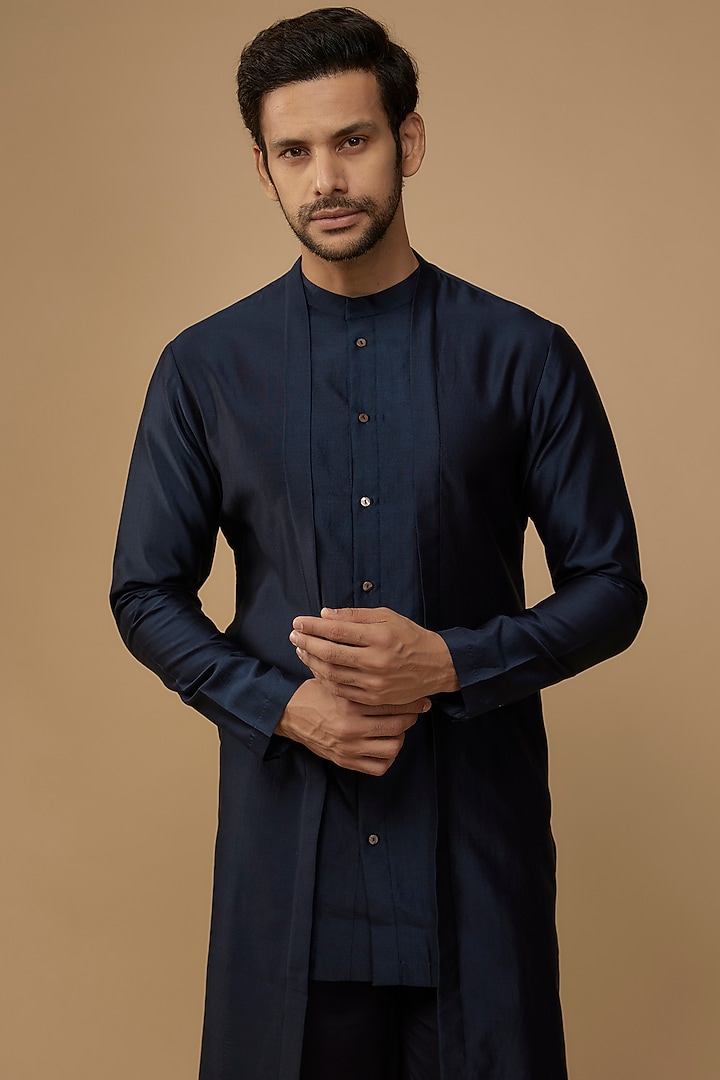 Navy Blue Cotton Silk Kurta by Antar Agni Men at Pernia's Pop Up Shop
