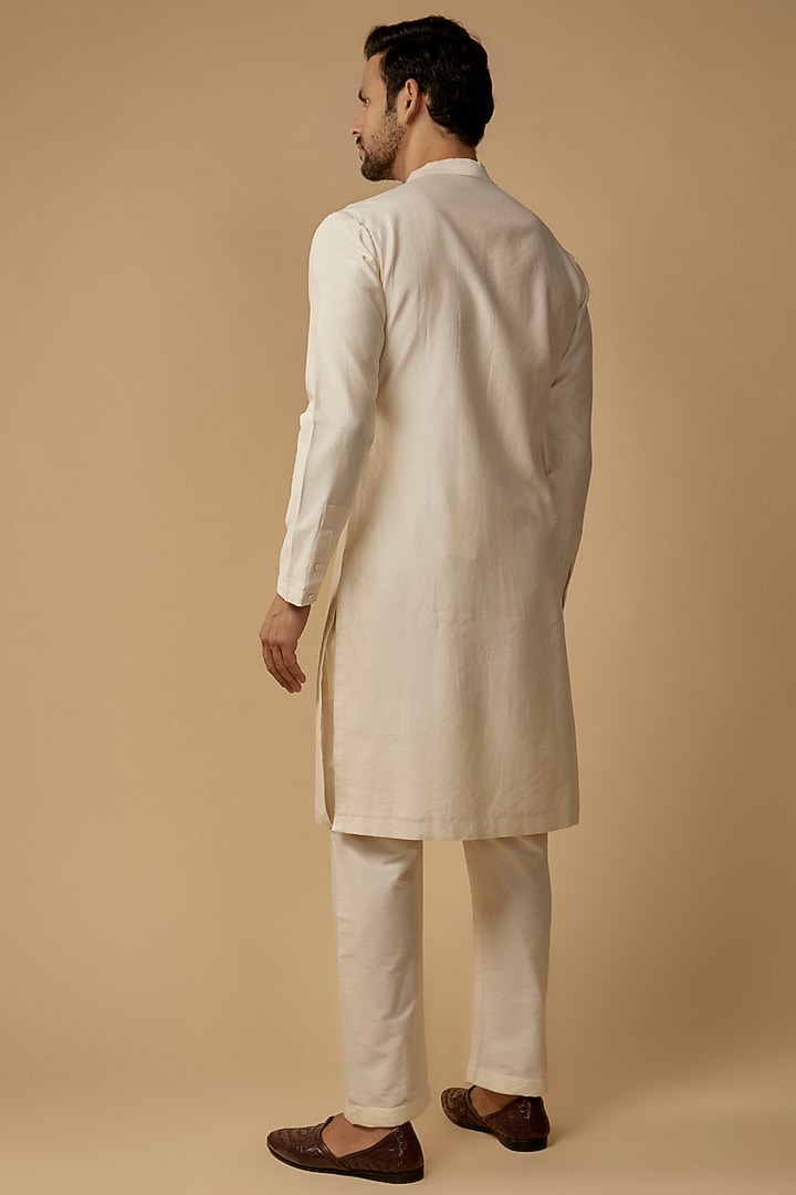 Ivory Cotton Silk Kurta by Antar Agni Men at Pernia's Pop Up Shop