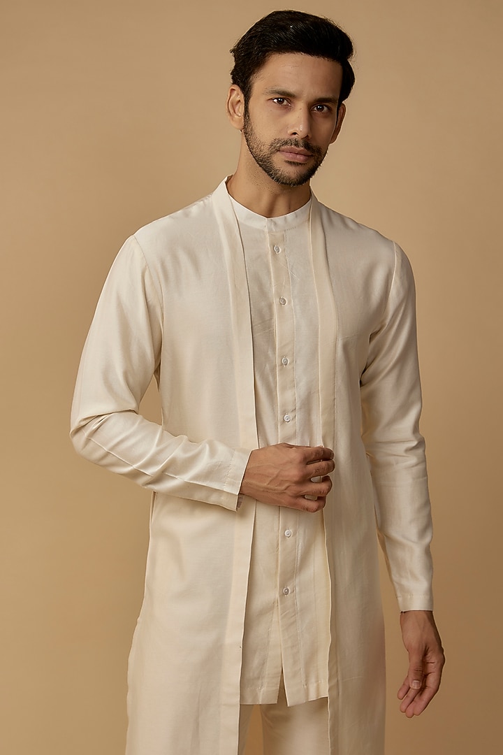 Ivory Cotton Silk Kurta by Antar Agni Men at Pernia's Pop Up Shop