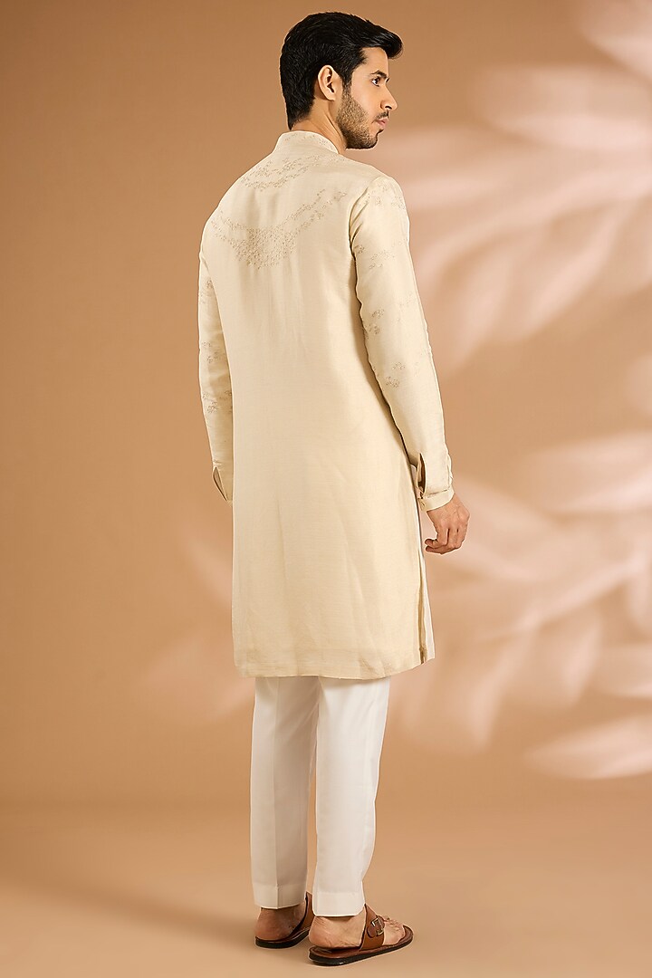 Ivory Cotton Blend Kurta by Antar Agni Men at Pernia's Pop Up Shop