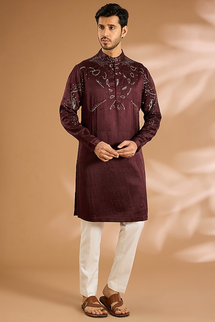 Burgundy Cotton Blend Kurta by Antar Agni Men at Pernia's Pop Up Shop