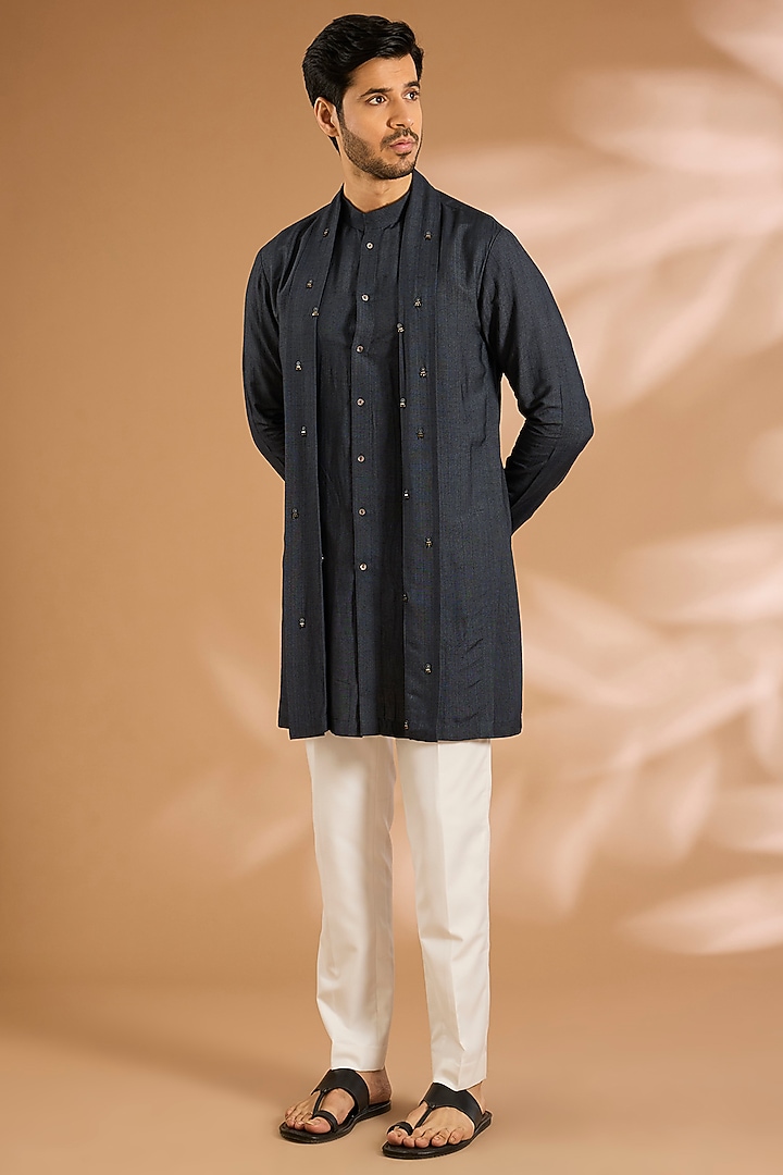 Navy Blue Cotton Blend Kurta by Antar Agni Men at Pernia's Pop Up Shop