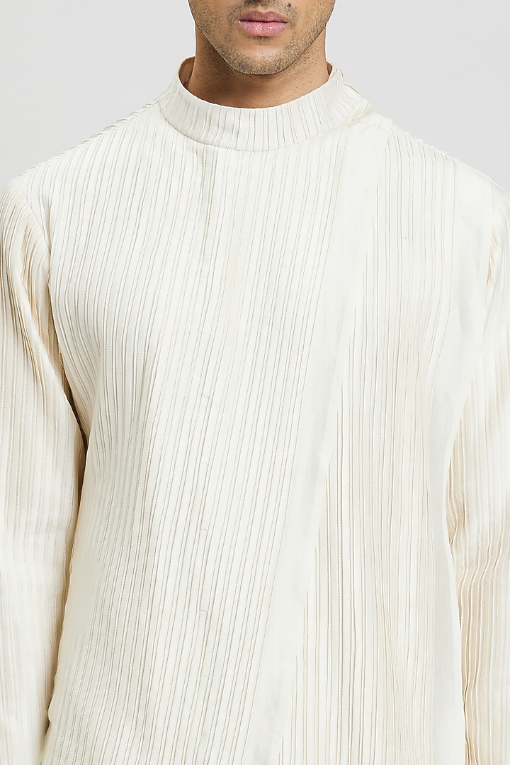 Ivory Cotton Silk Kurta by Antar Agni Men at Pernia's Pop Up Shop