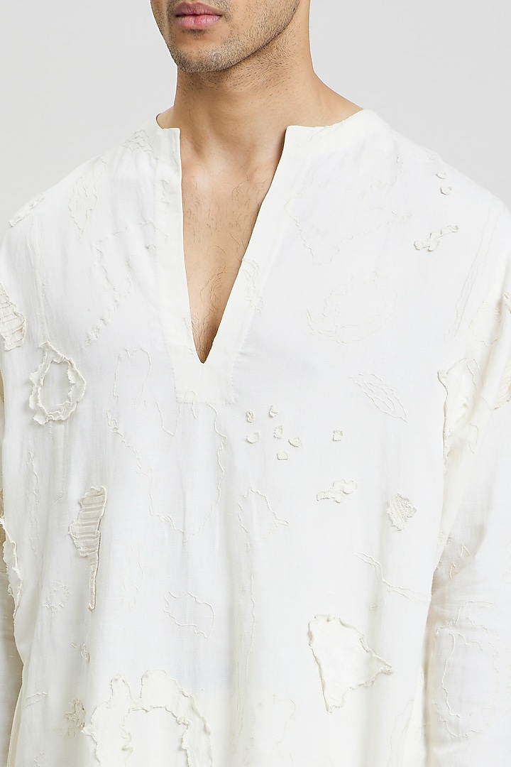 Ivory Cotton Linen Kurta by Antar Agni Men at Pernia's Pop Up Shop