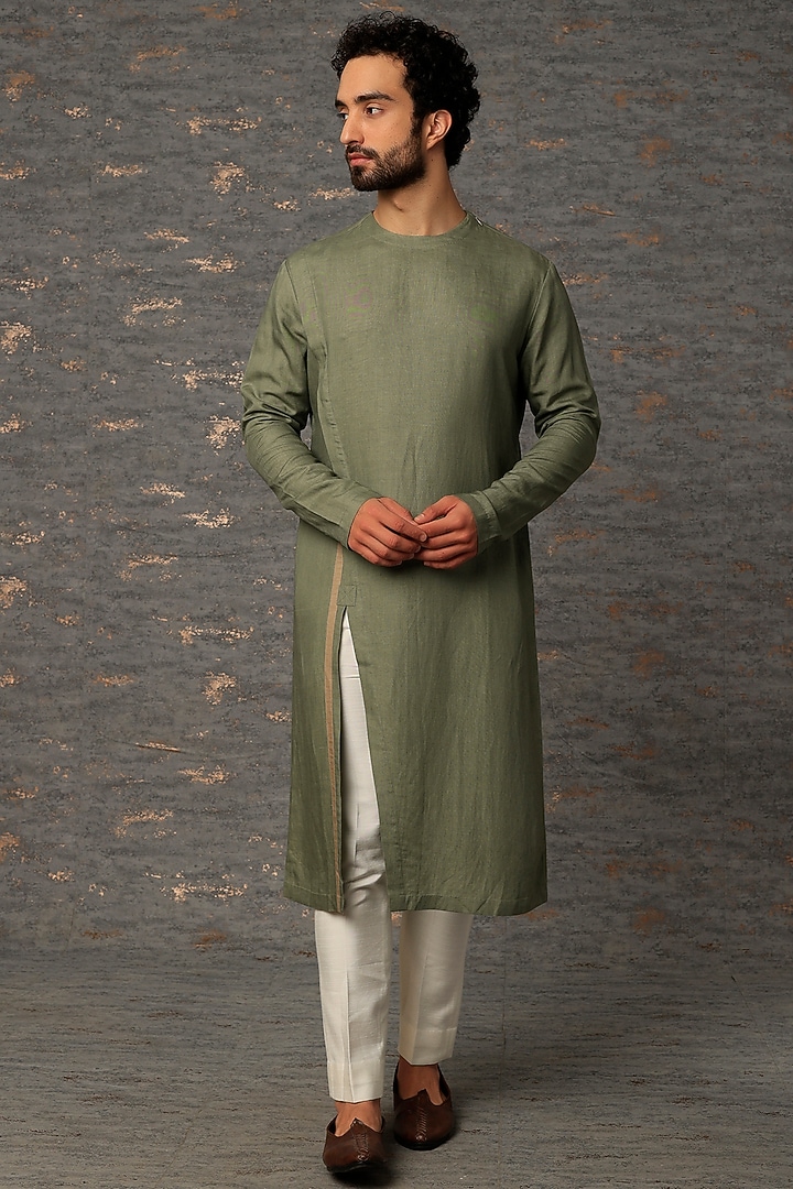 Olive Green Linen Blend Kurta by Antar Agni Men at Pernia's Pop Up Shop
