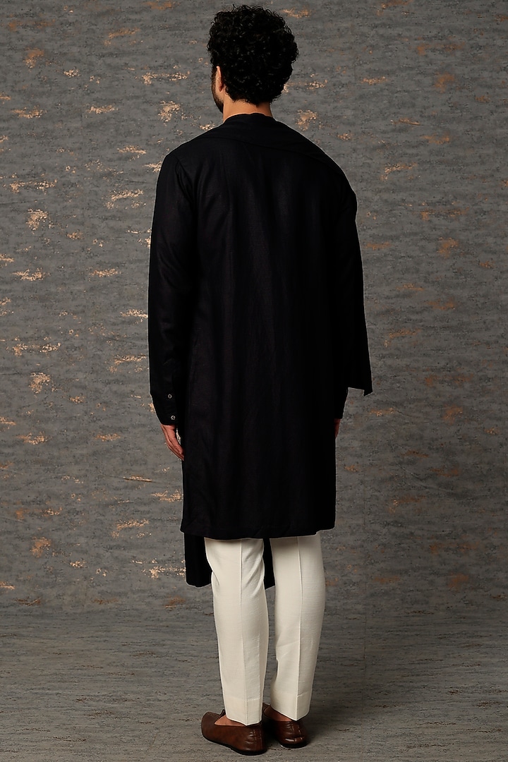 Black Linen Blend & Tissue Kurta by Antar Agni Men at Pernia's Pop Up Shop