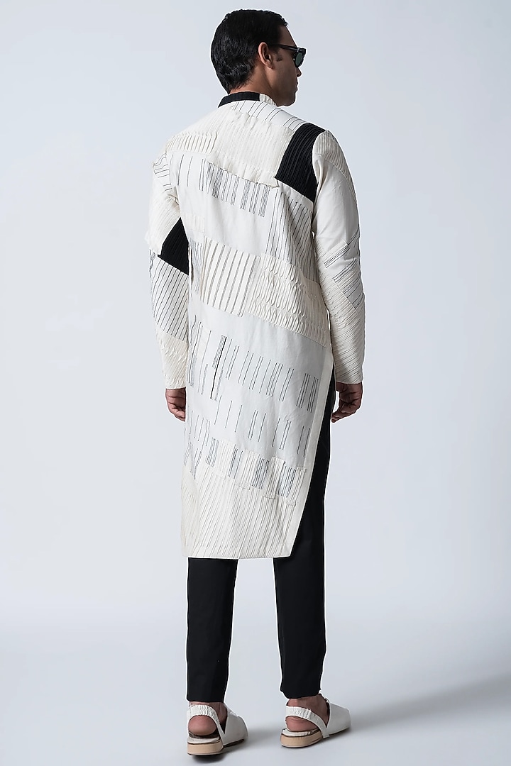 Ivory & Black Cotton Silk Kurta by Antar Agni Men at Pernia's Pop Up Shop